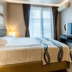 갈레온 레지던스&스파 5*