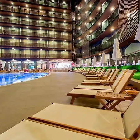 Galeon & 5* ساني بيتش