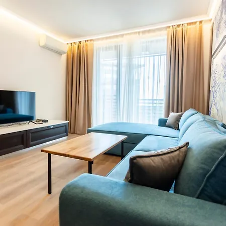 Хотел галеон резидънс и