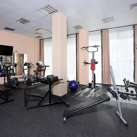 Хотел галеон резидънс и